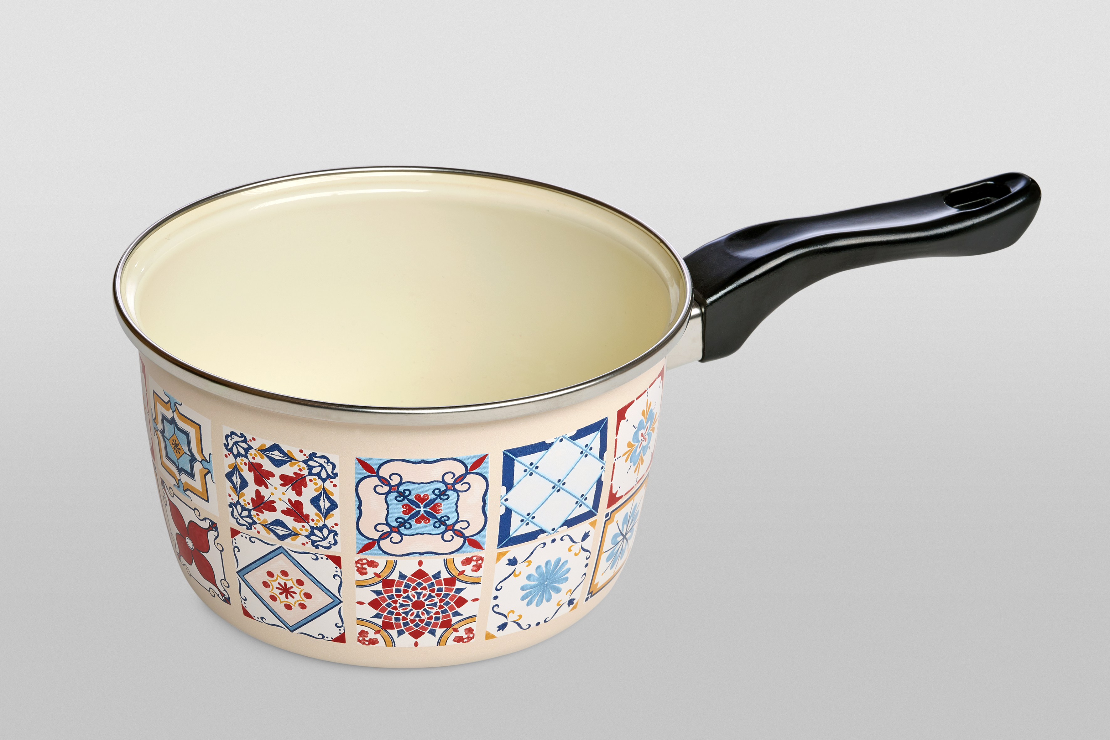 Ковш эмалированный с бакелитовой ручкой, 1.9 л