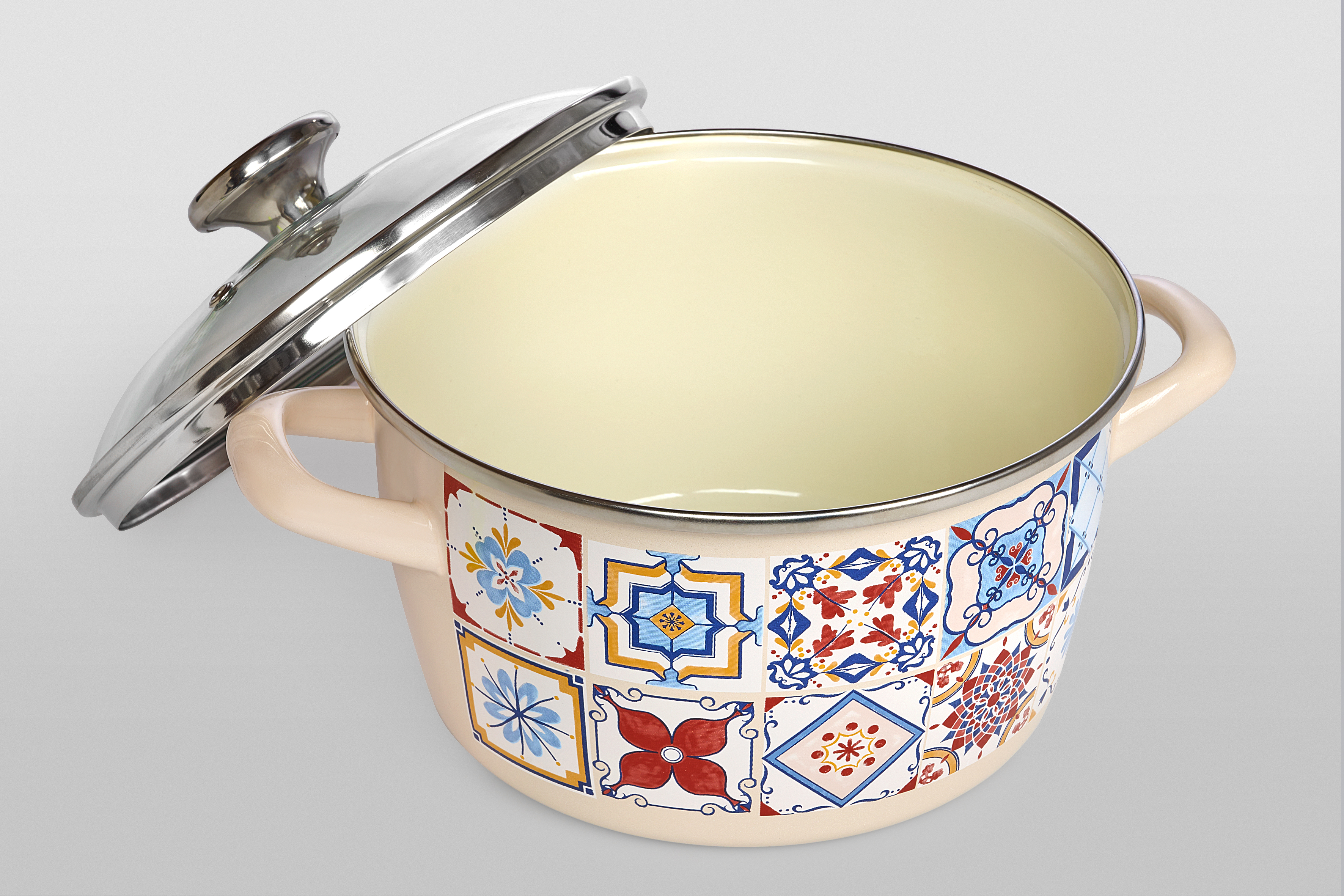 Кастрюля глубокая эмалированная со стеклянной крышкой, 2.5 л